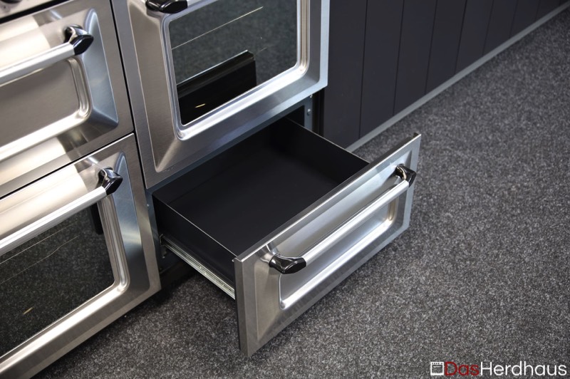 SMEG_Victoria_Kochzentrum_TR4110XD_Ausstellungsgerät_Ausstellungsstück_Ansicht_Staufach